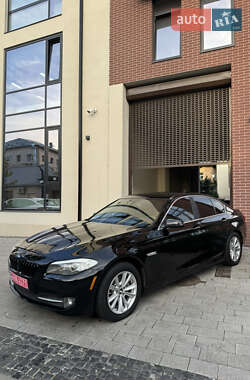 Седан BMW 5 Series 2012 в Львові