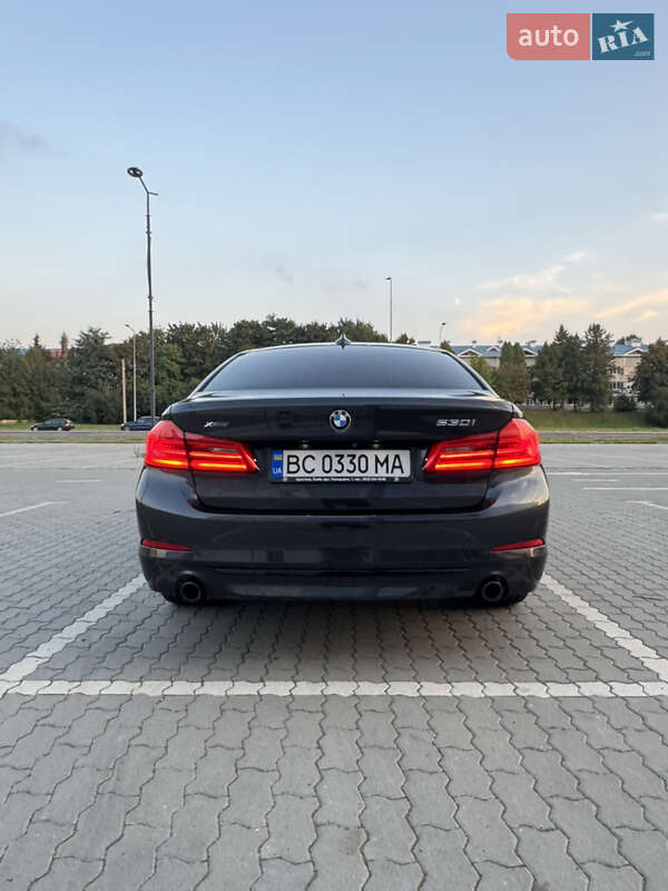 Седан BMW 5 Series 2018 в Львові