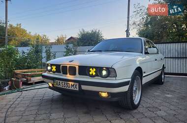 Седан BMW 5 Series 1990 в Києві