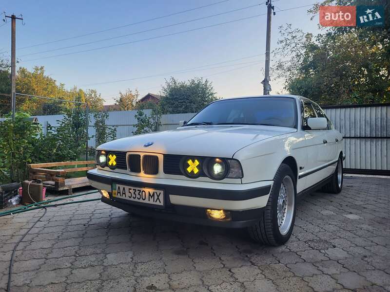 BMW 5 Series 1990 BMW 5 Series 1990