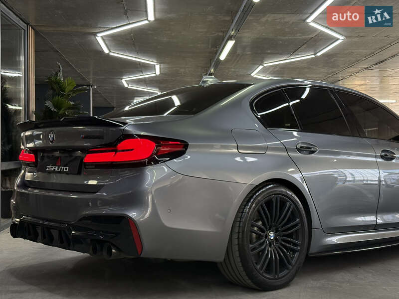 Седан BMW 5 Series 2017 в Одессе