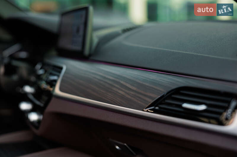 Седан BMW 5 Series 2021 в Дніпрі фото 29 Седан BMW 5 Series 2021 в Дніпрі