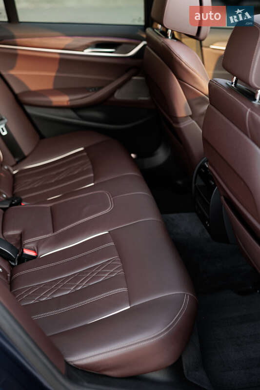 Седан BMW 5 Series 2021 в Дніпрі фото 34 Седан BMW 5 Series 2021 в Дніпрі