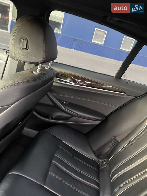 Седан BMW 5 Series 2017 в Киеве фото 16 Седан BMW 5 Series 2017 в Киеве