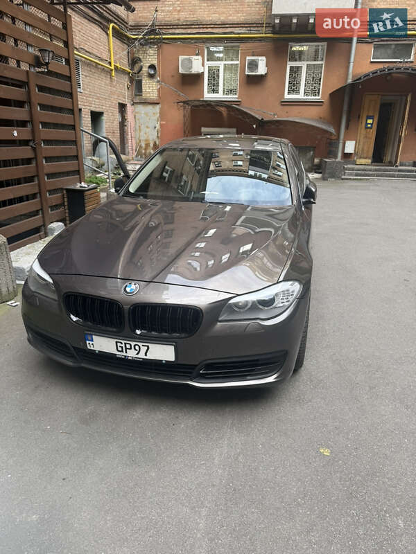 BMW 5 Series 2013 BMW 5 Series 2013