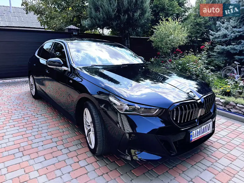 BMW 5 Series 2023