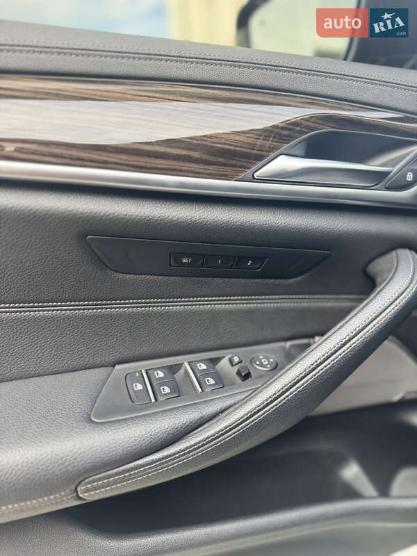 Седан BMW 5 Series 2021 в Киеве фото 15 Седан BMW 5 Series 2021 в Киеве