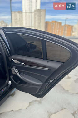 Седан BMW 5 Series 2021 в 