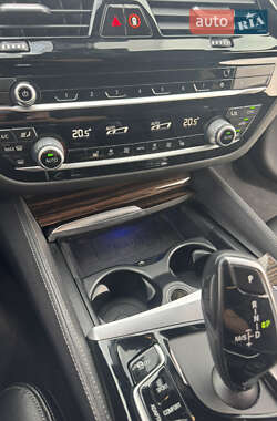 Седан BMW 5 Series 2021 в 