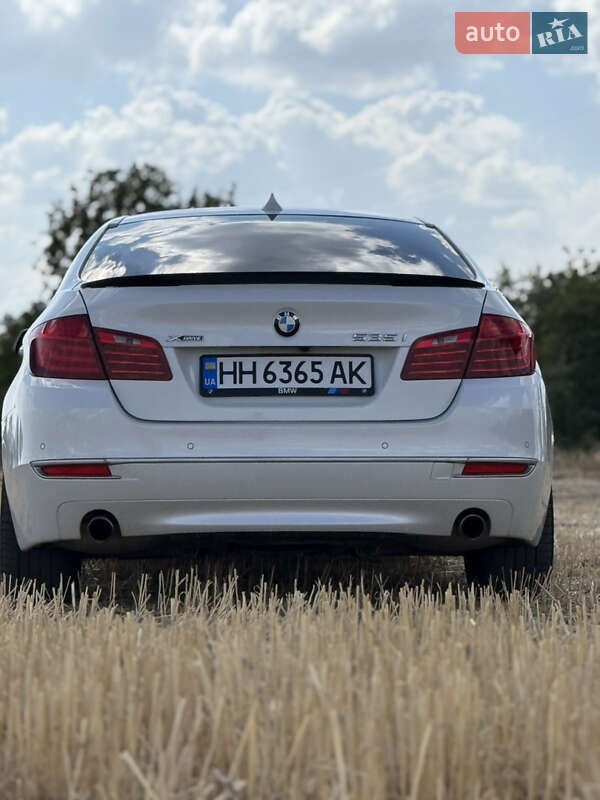 Седан BMW 5 Series 2016 в Балті