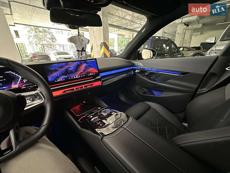 Седан BMW 5 Series 2024 в Киеве фото 20 Седан BMW 5 Series 2024 в Киеве