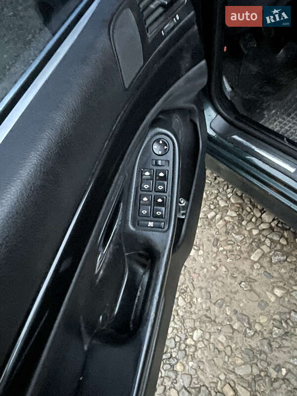 Седан BMW 5 Series 1999 в Чернівцях