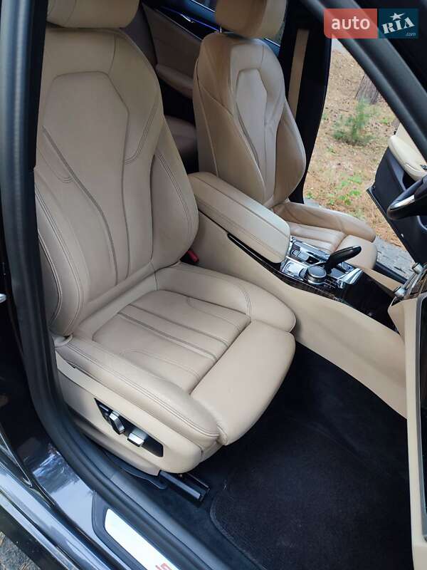 Седан BMW 5 Series 2017 в Харькове