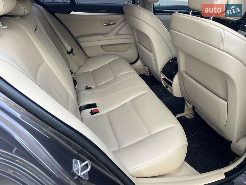 Седан BMW 5 Series 2012 в Києві