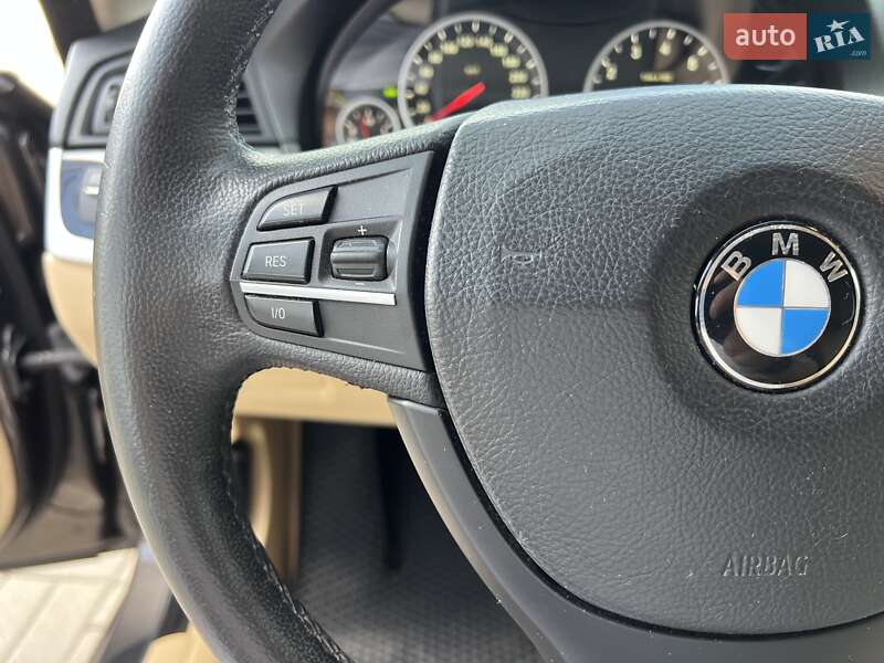 Седан BMW 5 Series 2012 в Києві