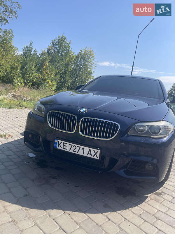Седан BMW 5 Series 2013 в Першотравенську