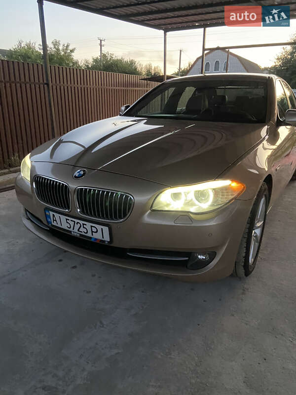 Седан BMW 5 Series 2012 в Лубнах
