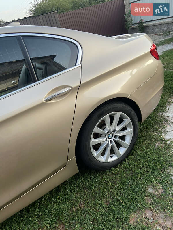 Седан BMW 5 Series 2012 в Лубнах