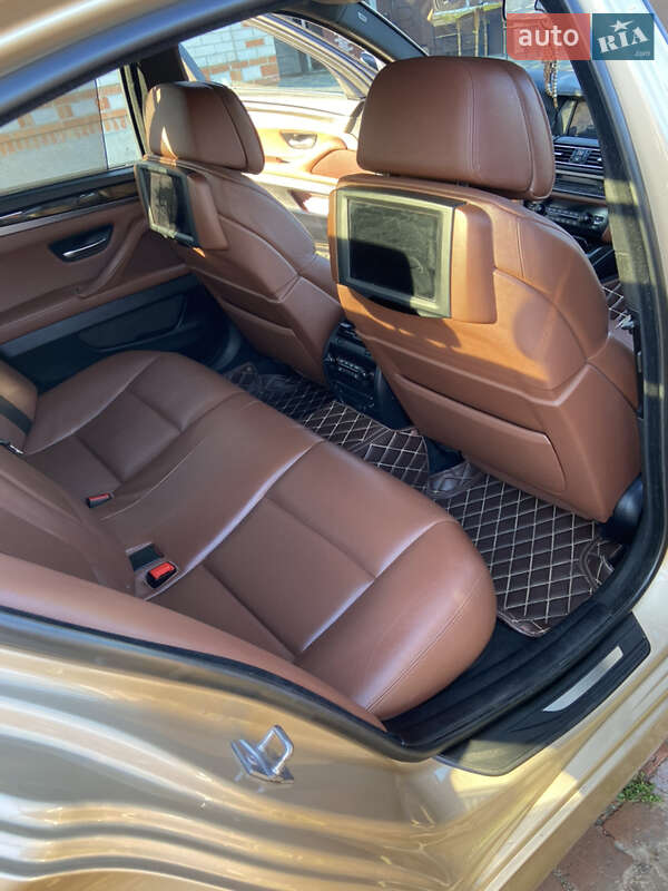 Седан BMW 5 Series 2012 в Лубнах