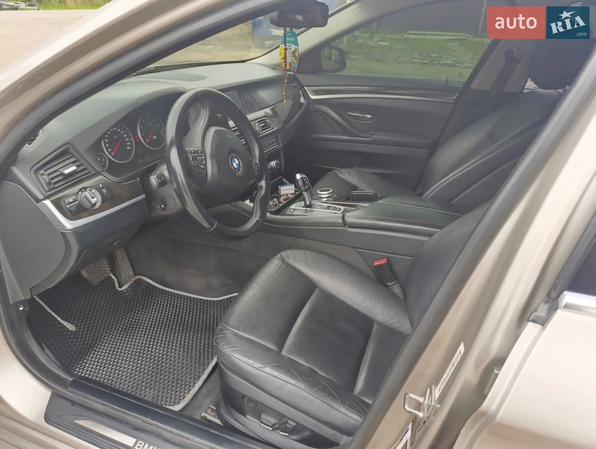 2011 BMW 5er - мініатюра 10