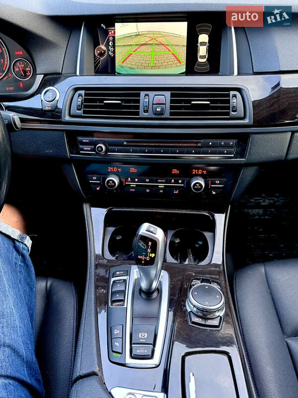 Седан BMW 5 Series 2015 в Житомире