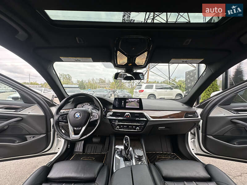 Седан BMW 5 Series 2018 в Харкові