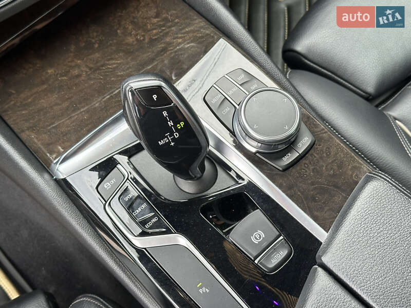 Седан BMW 5 Series 2018 в Харкові