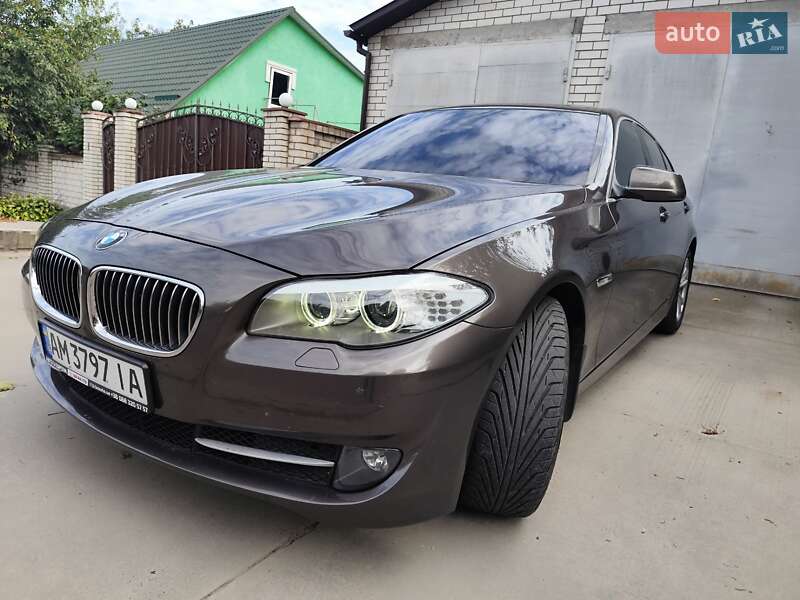 Седан BMW 5 Series 2010 в Бердичеве