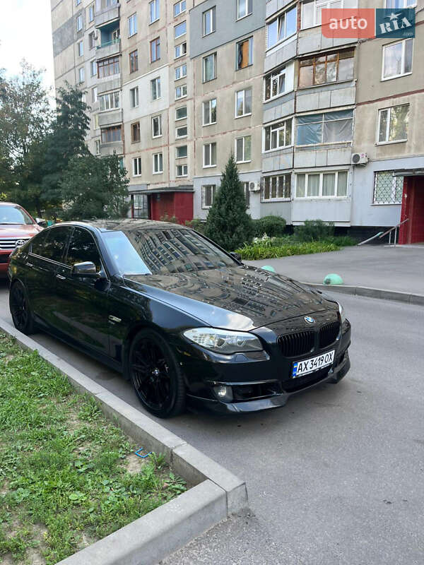 BMW 5 Series 2011
