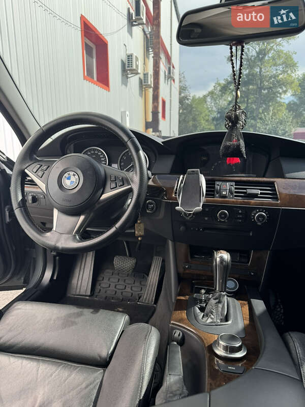 Седан BMW 5 Series 2006 в Кропивницькому фото 21 Седан BMW 5 Series 2006 в Кропивницькому