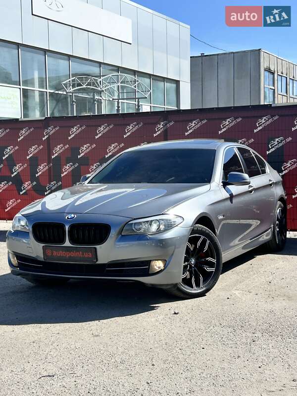BMW 5 Series 2012