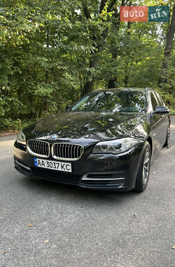 Универсал BMW 5 Series 2016 в Киеве