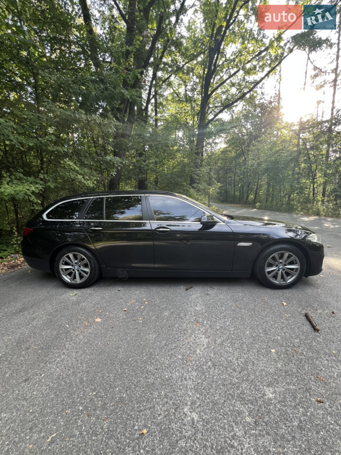 2016 BMW 5er - мініатюра 18