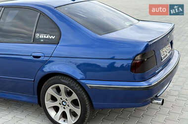Седан BMW 5 Series 2001 в 