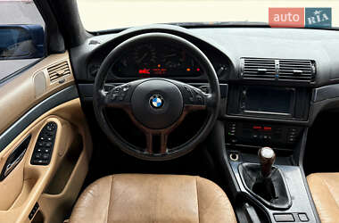 Седан BMW 5 Series 2001 в 