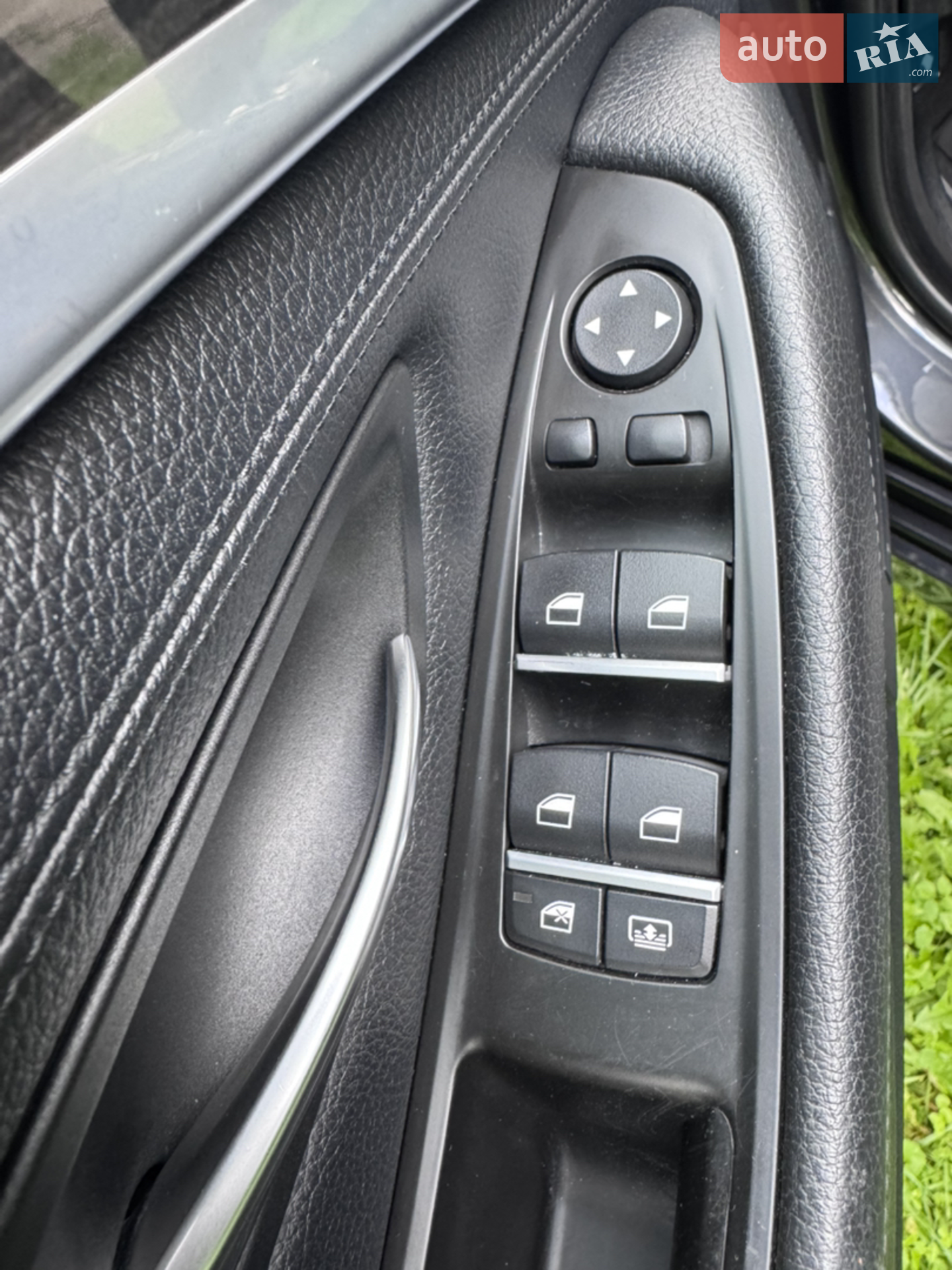 2013 BMW 5er - мініатюра 26