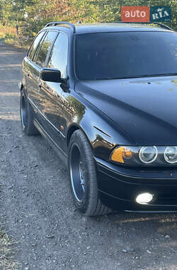 Универсал BMW 5 Series 2001 в Черноморске