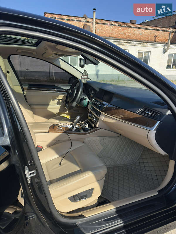 Седан BMW 5 Series 2010 в Полтаве фото 22 Седан BMW 5 Series 2010 в Полтаве
