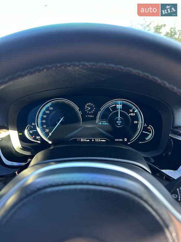 Седан BMW 5 Series 2017 в Львові