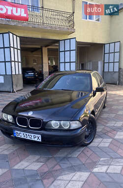 Седан BMW 5 Series 1997 в Чернівцях