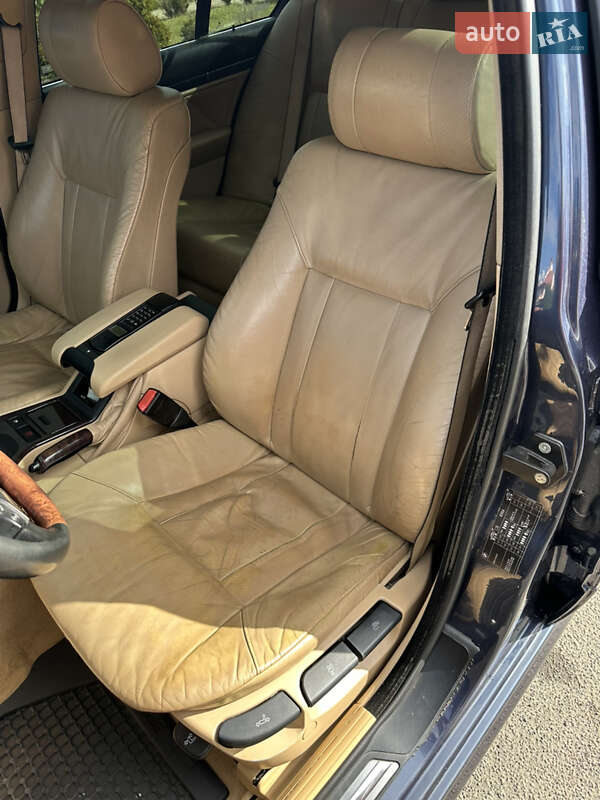 Седан BMW 5 Series 2003 в Шептицькому