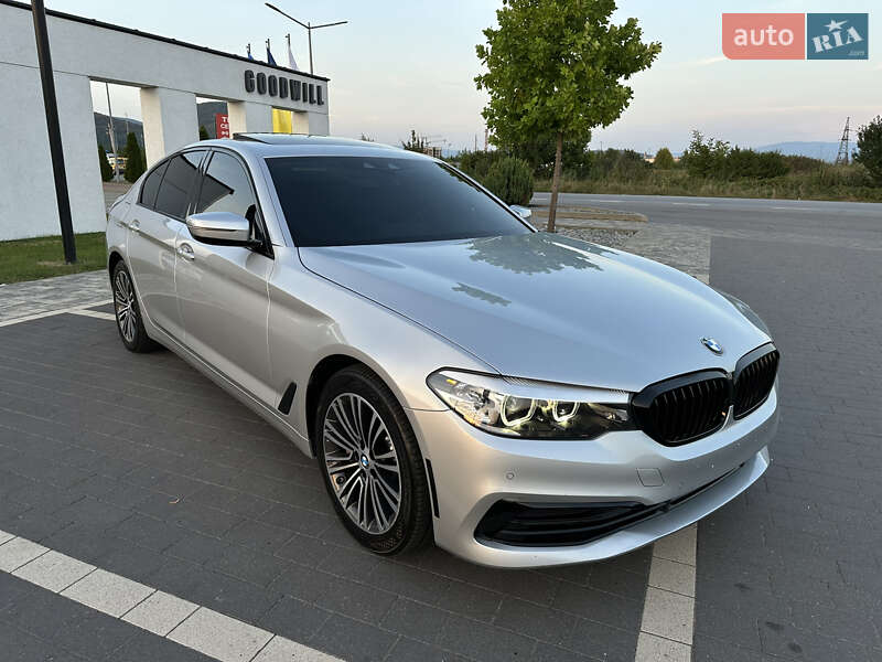 Седан BMW 5 Series 2020 в Мукачево