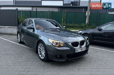 Седан BMW 5 Series 2003 в Самборі