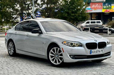 Седан BMW 5 Series 2011 в 