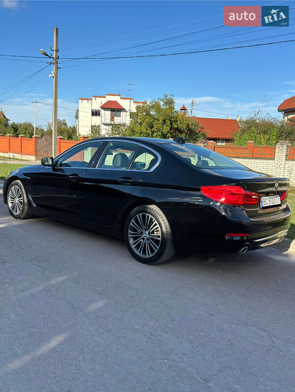 Седан BMW 5 Series 2017 в Львове фото 19 Седан BMW 5 Series 2017 в Львове