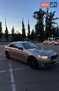 Седан BMW 5 Series 2010 в 
