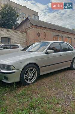 Седан BMW 5 Series 2001 в Коростене