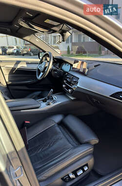 Седан BMW 5 Series 2018 в 