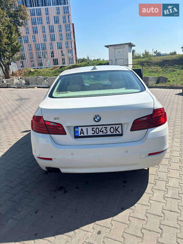 Седан BMW 5 Series 2013 в Вишневому фото 2 Седан BMW 5 Series 2013 в Вишневому