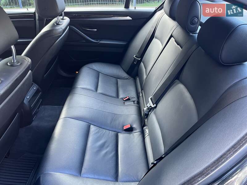 Седан BMW 5 Series 2014 в Львове
